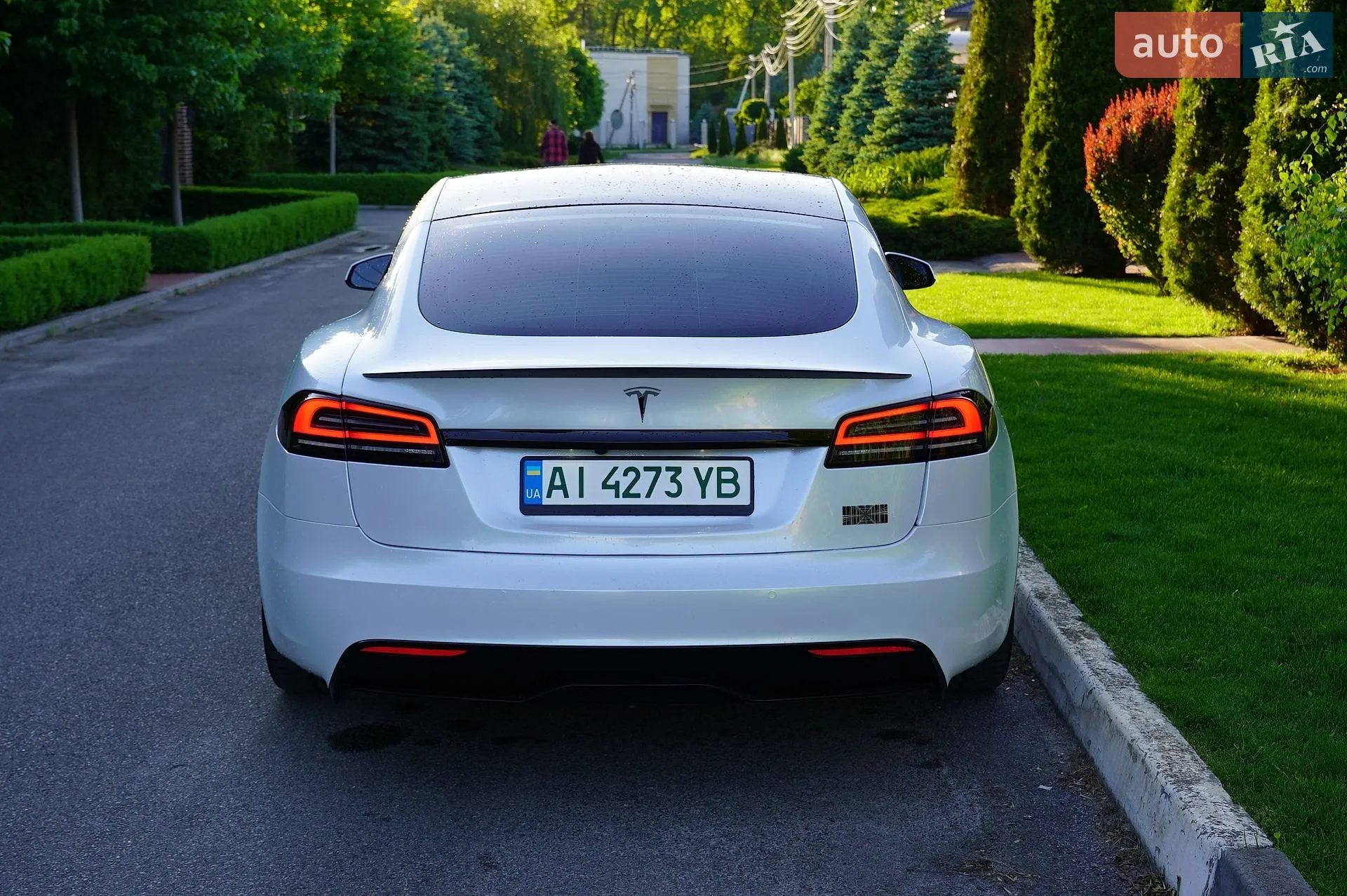 2022 Tesla Model S - мініатюра 8