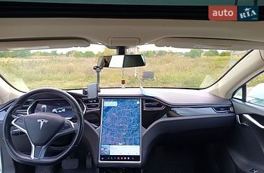 Лифтбек Tesla Model S 2013 в Сквире
