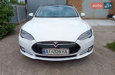 Лифтбек Tesla Model S 2013 в Сквире Лифтбек Tesla Model S 2013 в Сквире