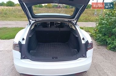 Лифтбек Tesla Model S 2013 в Сквире
