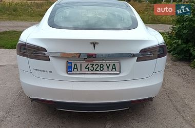 Лифтбек Tesla Model S 2013 в Сквире