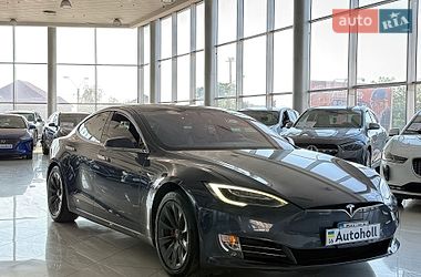 Лифтбек Tesla Model S 2019 в Одессе