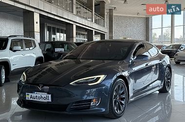 Лифтбек Tesla Model S 2019 в Одессе
