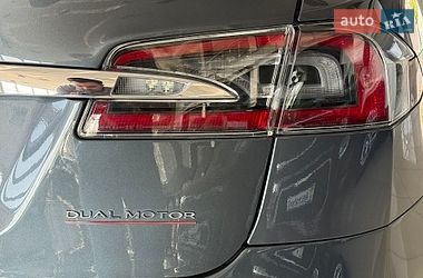 Лифтбек Tesla Model S 2019 в Одессе