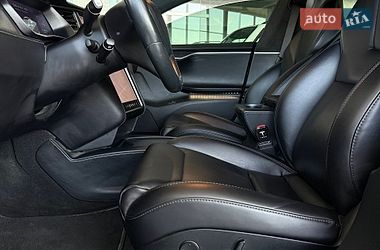 Лифтбек Tesla Model S 2019 в Одессе