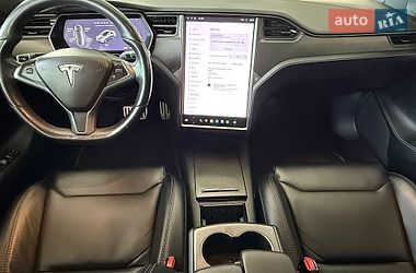 Лифтбек Tesla Model S 2019 в Одессе