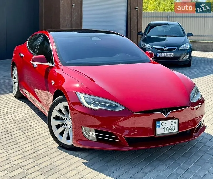 2017 Tesla Model S - фото 1