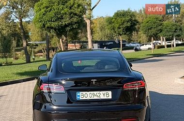 Лифтбек Tesla Model S 2023 в Умани
