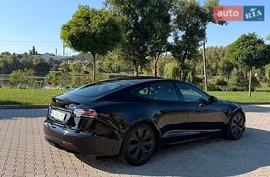 Лифтбек Tesla Model S 2023 в Умани
