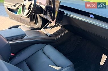 Лифтбек Tesla Model S 2023 в Умани