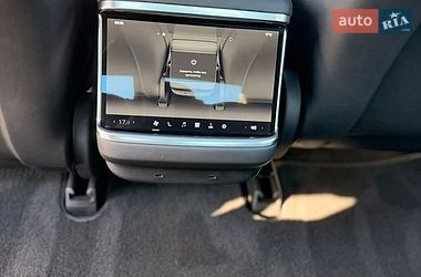 Лифтбек Tesla Model S 2023 в Умани