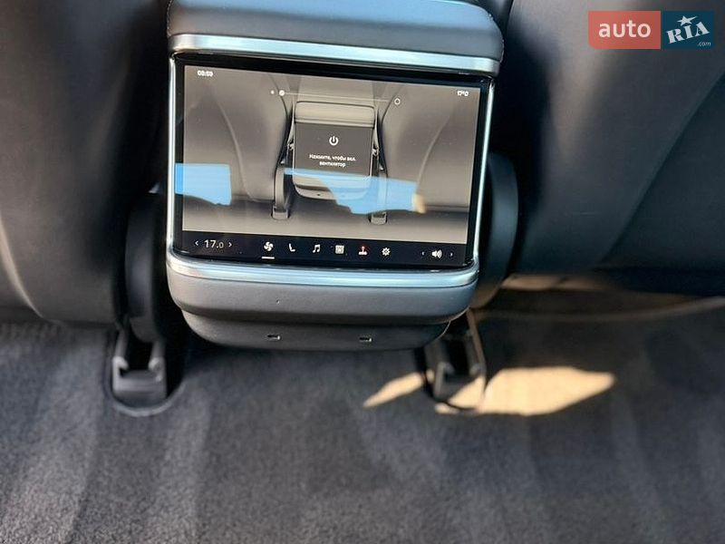 Лифтбек Tesla Model S 2023 в Умани