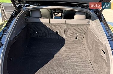 Лифтбек Tesla Model S 2023 в Умани