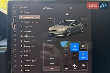 Лифтбек Tesla Model S 2023 в Умани
