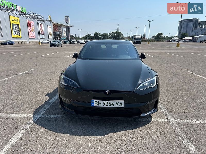 Лифтбек Tesla Model S 2022 в Одессе