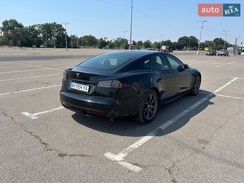 Лифтбек Tesla Model S 2022 в Одессе