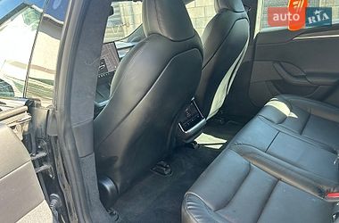 Лифтбек Tesla Model S 2022 в Одессе