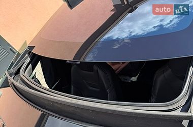 Лифтбек Tesla Model S 2016 в Луцке