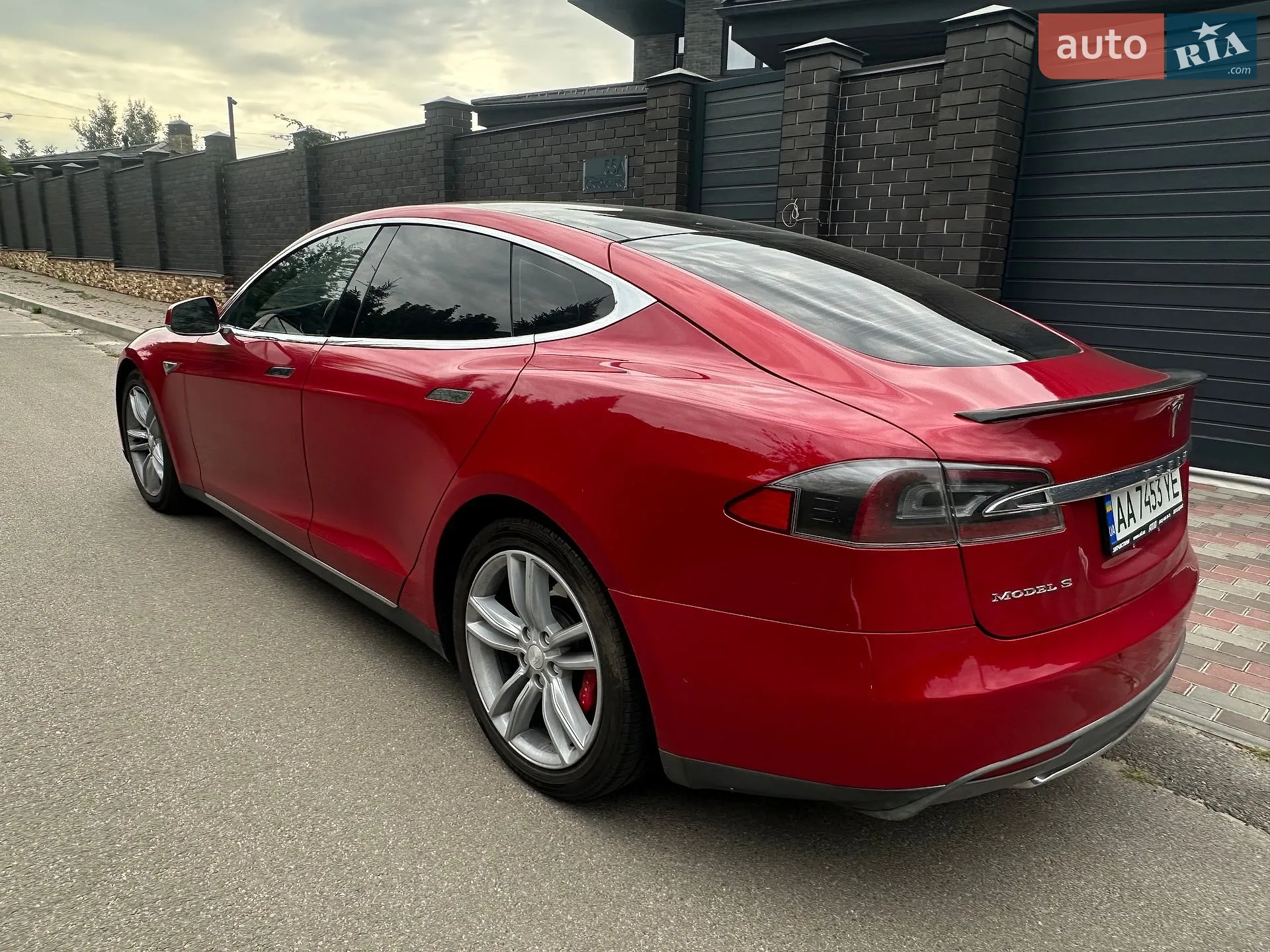 2015 Tesla Model S - мініатюра 11