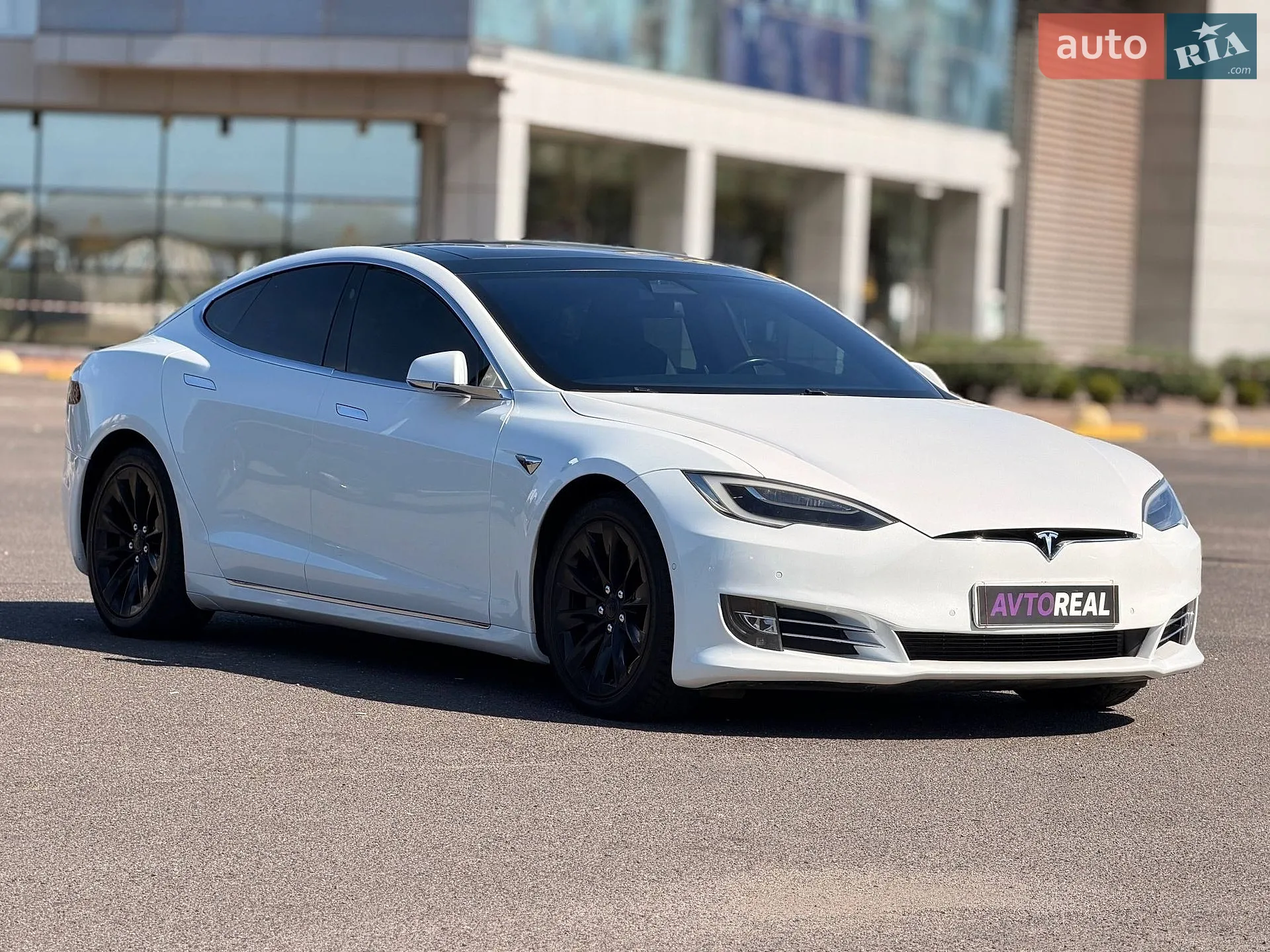 2016 Tesla Model S - мініатюра 14