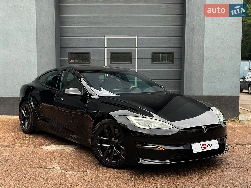 Tesla Model S 2022