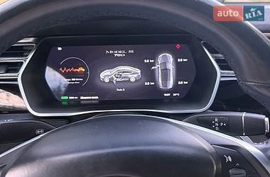 Лифтбек Tesla Model S 2015 в Харькове