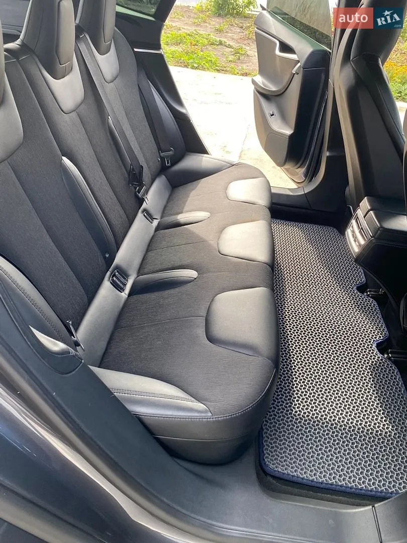 2016 Tesla Model S - мініатюра 9