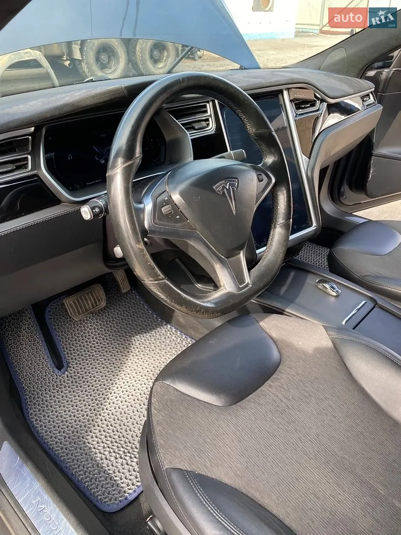 2016 Tesla Model S - мініатюра 19