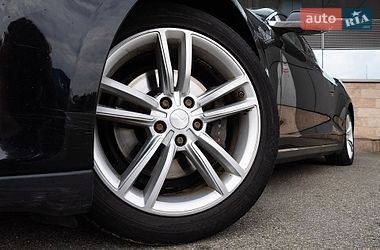 Лифтбек Tesla Model S 2014 в Киеве