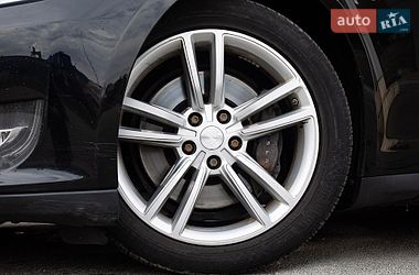 Лифтбек Tesla Model S 2014 в Киеве
