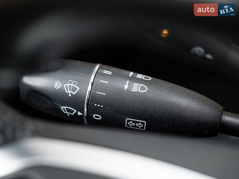 Лифтбек Tesla Model S 2014 в Киеве