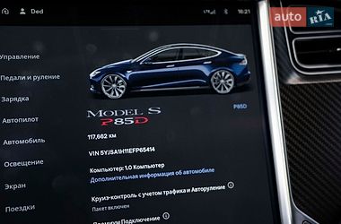 Лифтбек Tesla Model S 2015 в Киеве