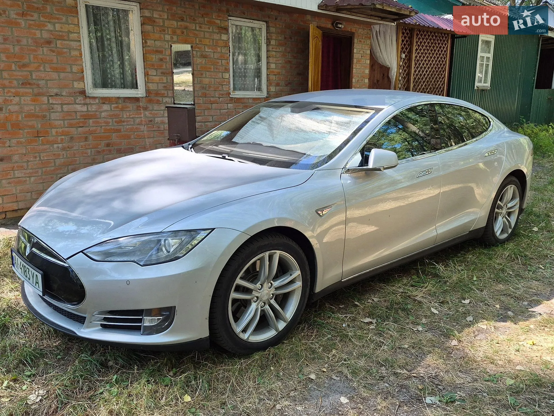 2014 Tesla Model S - мініатюра 6