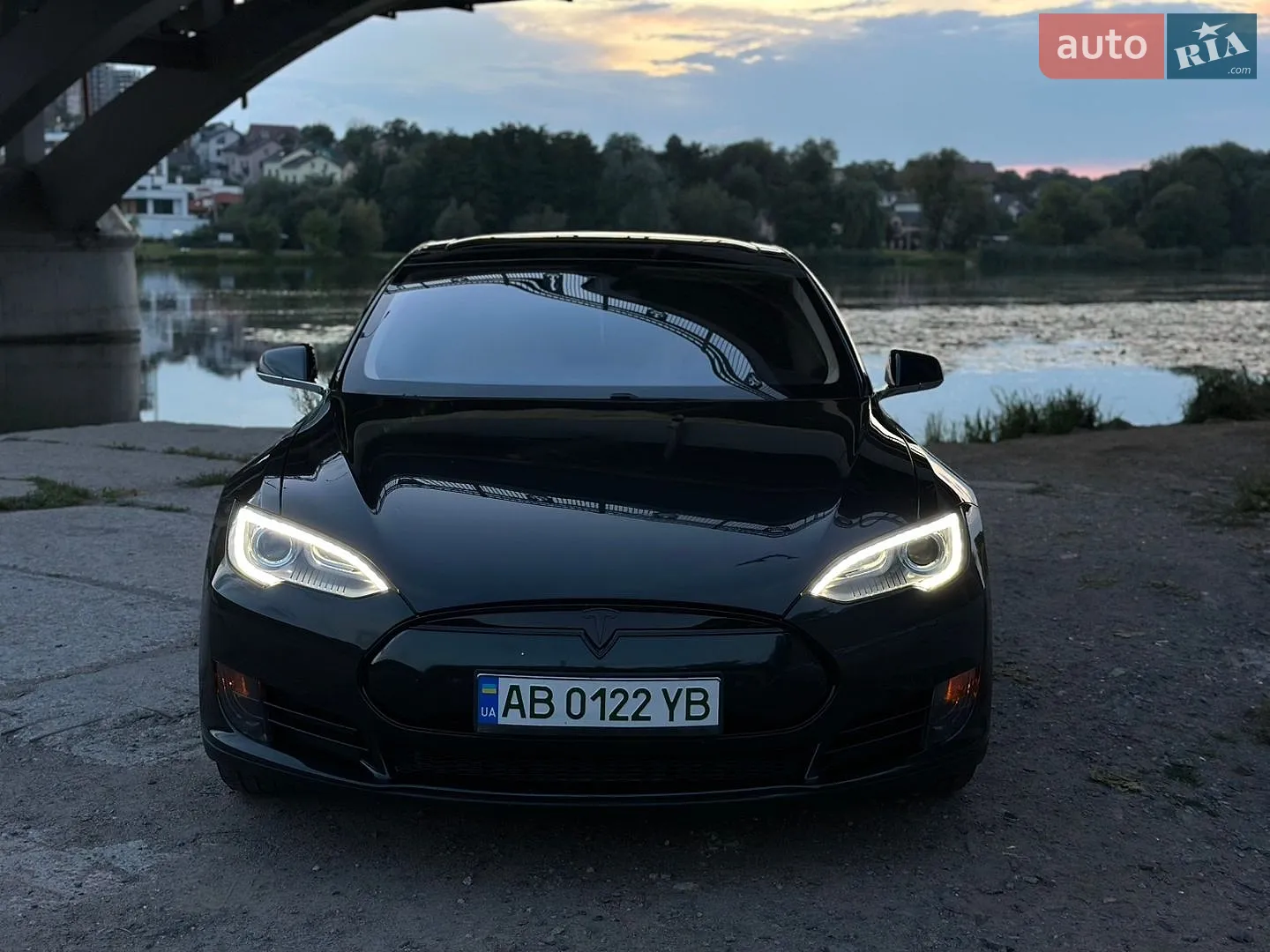 2013 Tesla Model S - мініатюра 16