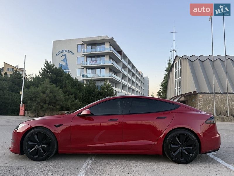 Ліфтбек Tesla Model S 2023 в Миколаєві