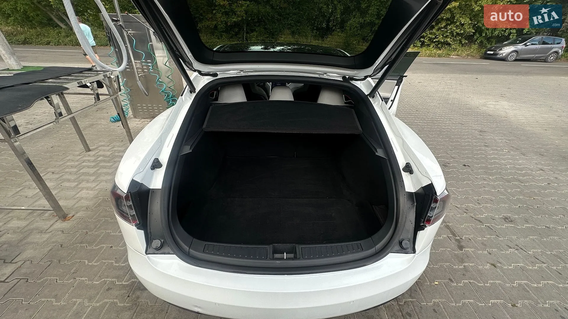 2016 Tesla Model S - мініатюра 20