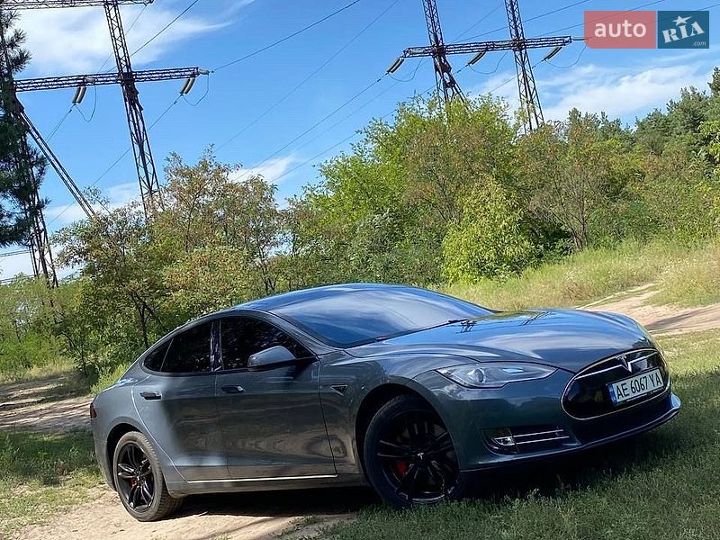 Tesla Model S 2013 Tesla Model S 2013