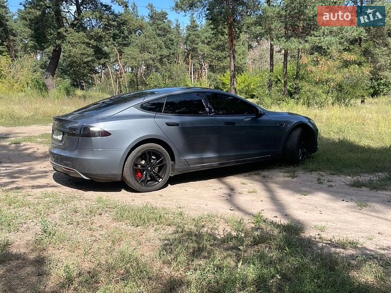 Лифтбек Tesla Model S 2013 в Днепре фото 5 Лифтбек Tesla Model S 2013 в Днепре