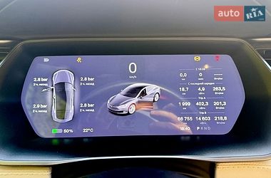Ліфтбек Tesla Model S 2020 в Самборі