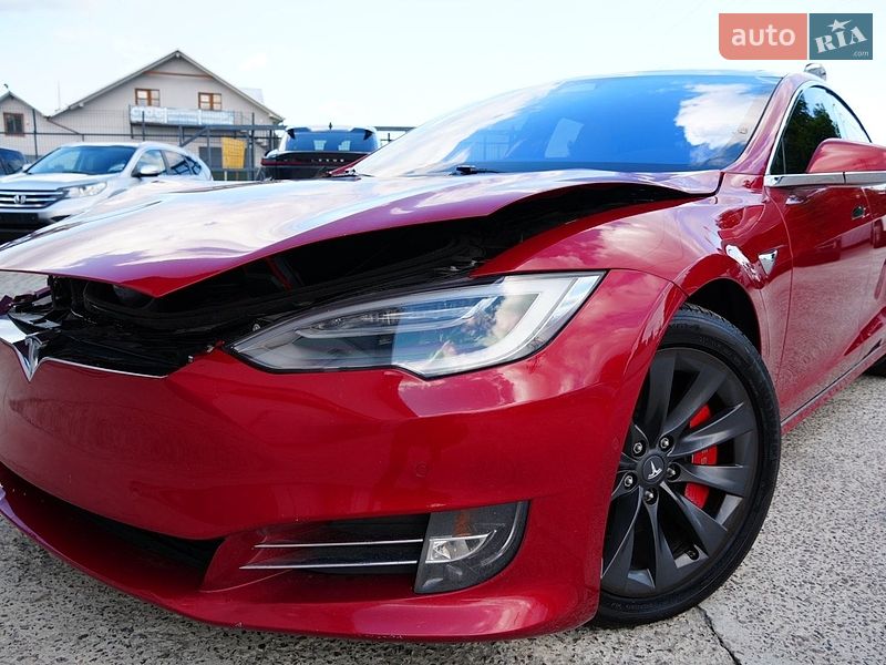 Ліфтбек Tesla Model S 2020 в Дрогобичі