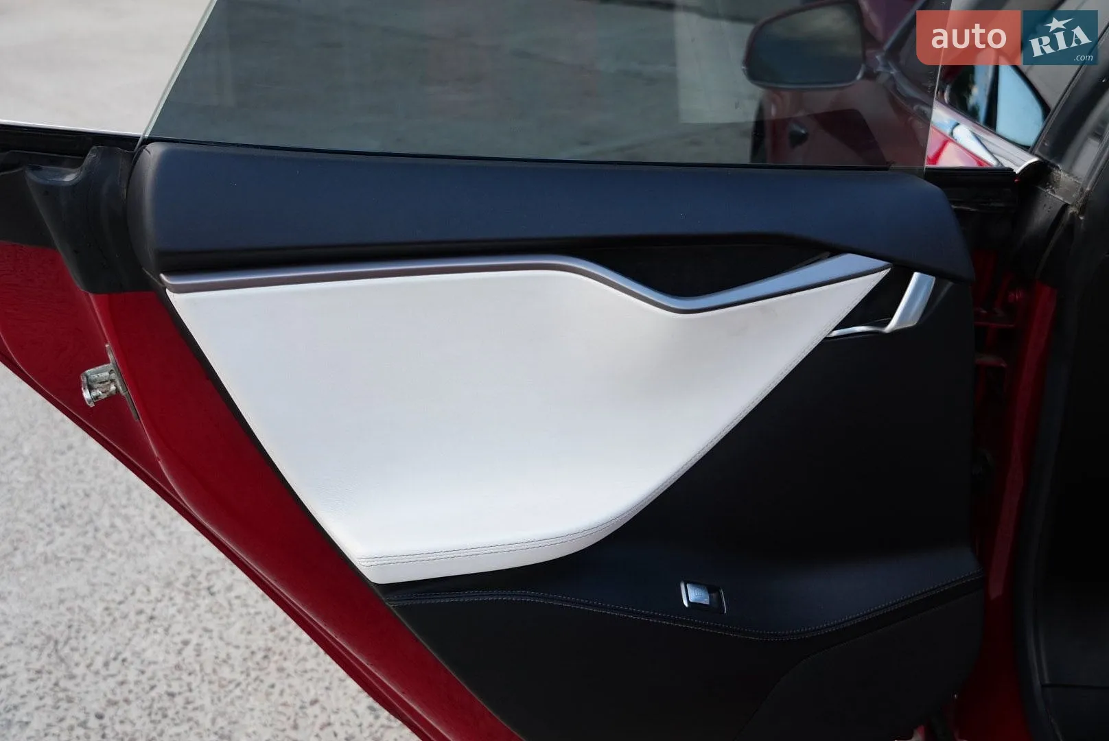 2020 Tesla Model S - мініатюра 32