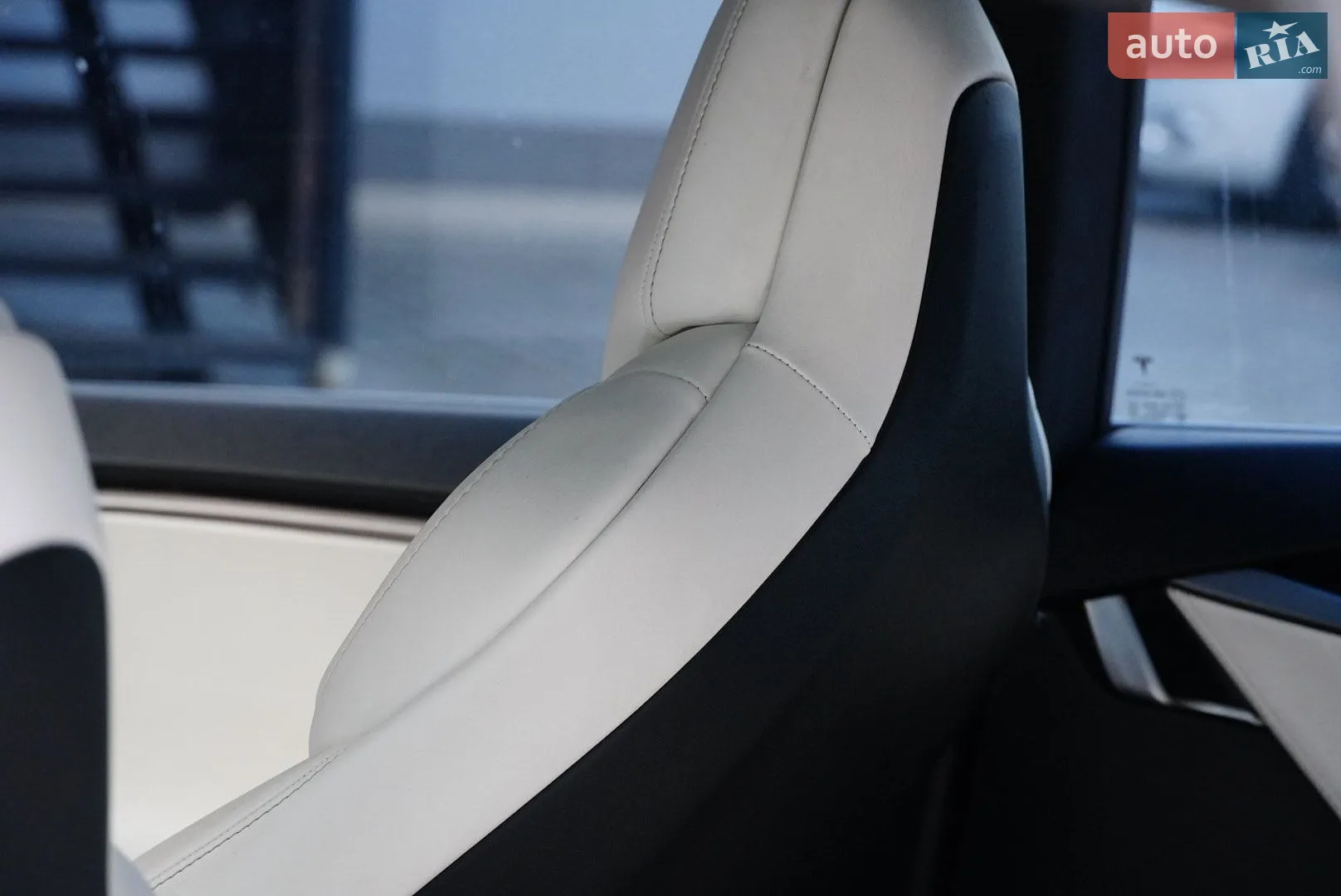 2020 Tesla Model S - мініатюра 34
