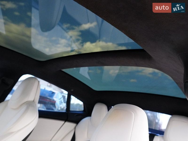 Ліфтбек Tesla Model S 2020 в Дрогобичі