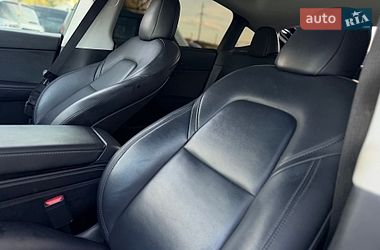 Ліфтбек Tesla Model S 2020 в Дрогобичі