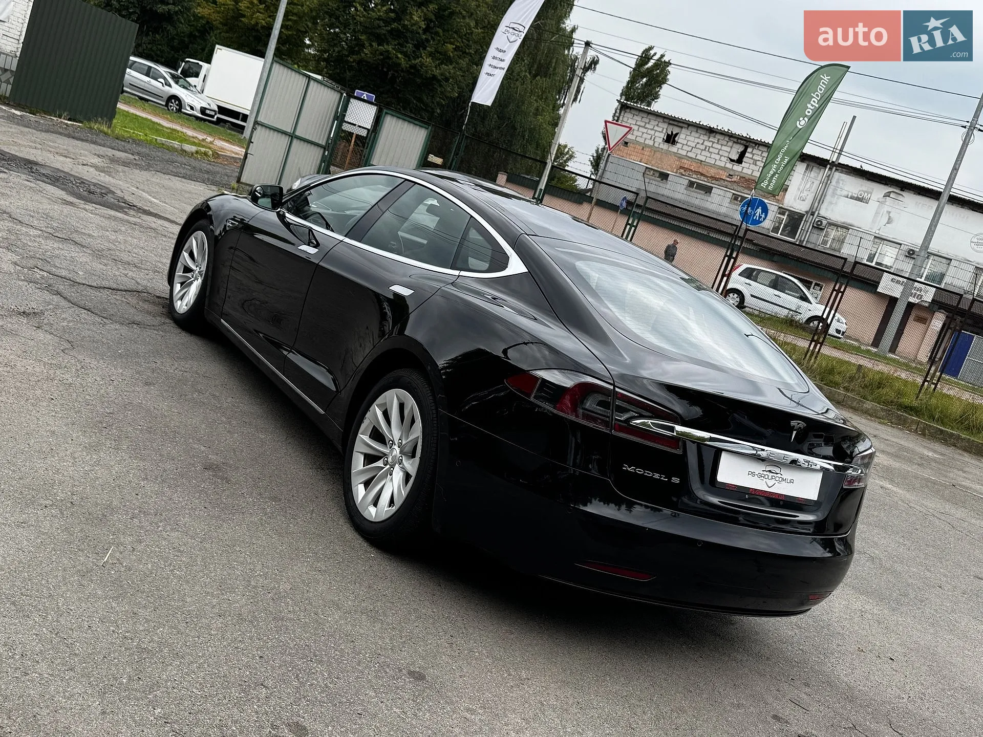 2016 Tesla Model S - мініатюра 12