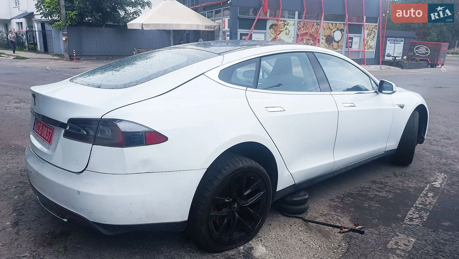 2014 Tesla Model S - мініатюра 4