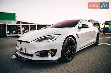tesla model-s 2019 в Вінниця від професійного продавця Богдан