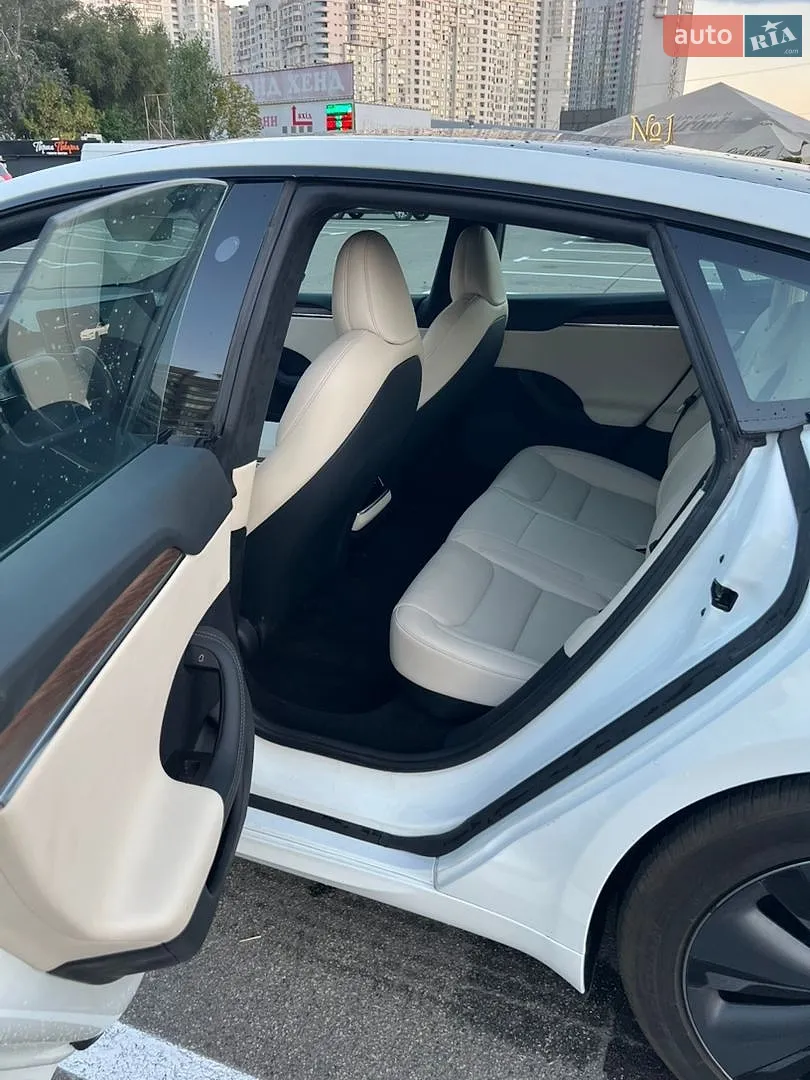 2022 Tesla Model S - мініатюра 9