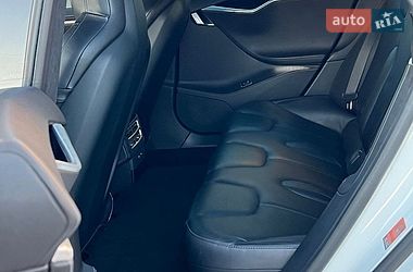 Ліфтбек Tesla Model S 2016 в Смілі