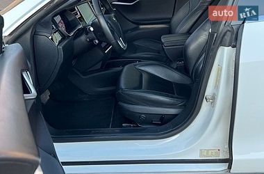 Ліфтбек Tesla Model S 2016 в Смілі
